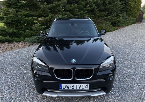 BMW X1 cena 43900 przebieg: 249000, rok produkcji 2011 z Bochnia małe 742